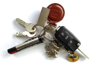key, keychain, car key, door key, follower, garage key, remote control, electronic, keychain, car key, car key, car key, car key, car key